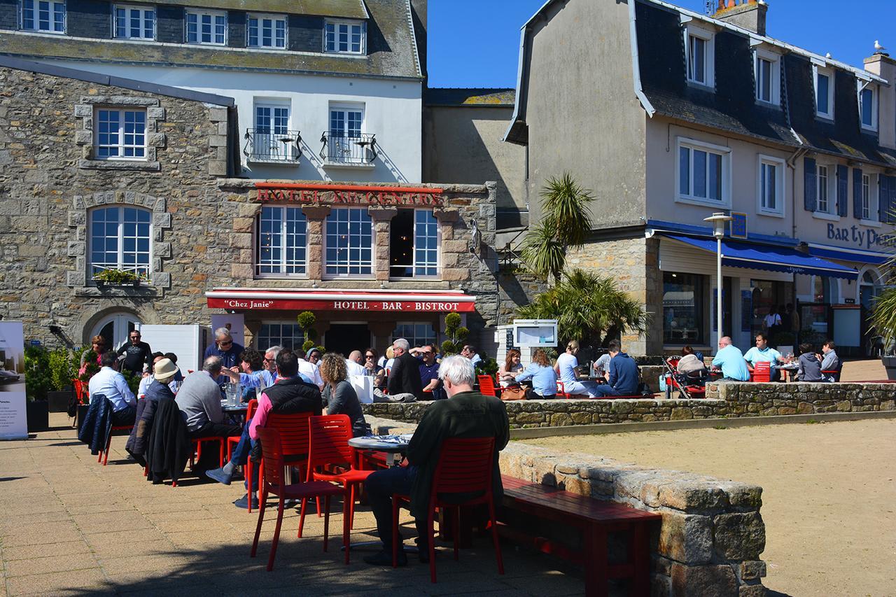 Hotel du Centre - Chez Janie Roscoff Buitenkant foto